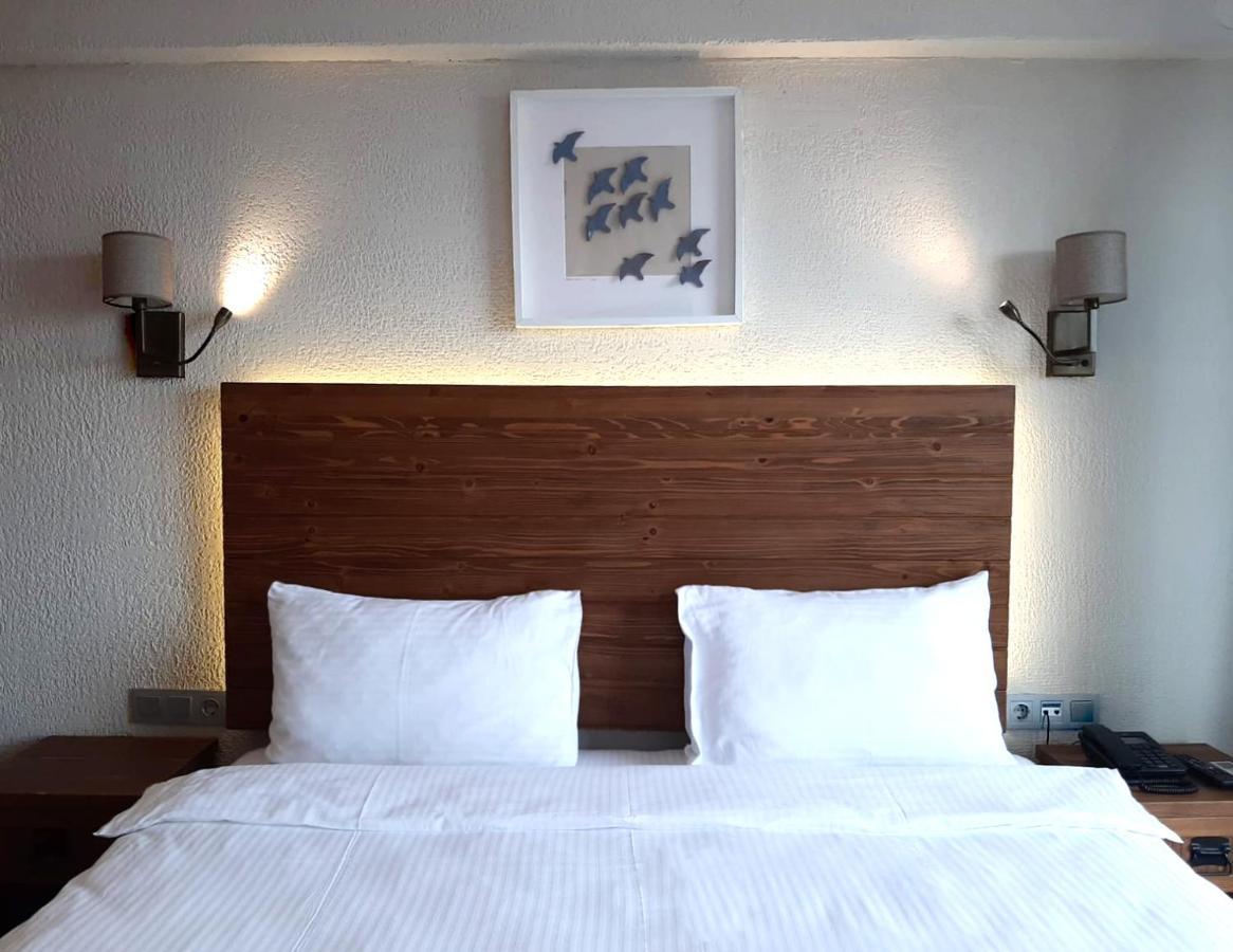 8 Rooms Hotel 盖利博卢 外观 照片