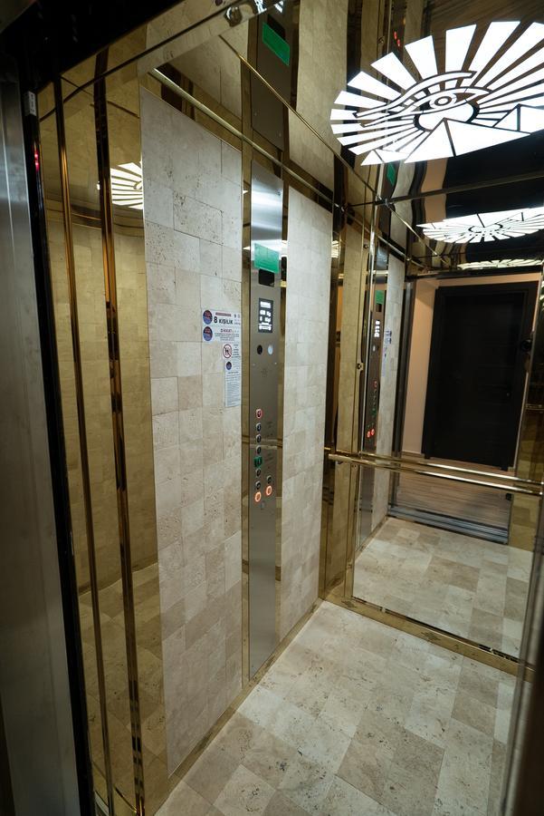 8 Rooms Hotel 盖利博卢 外观 照片